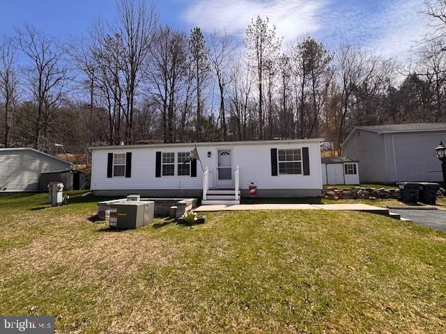 1215 BLUE MOUNTAIN CIRCLE