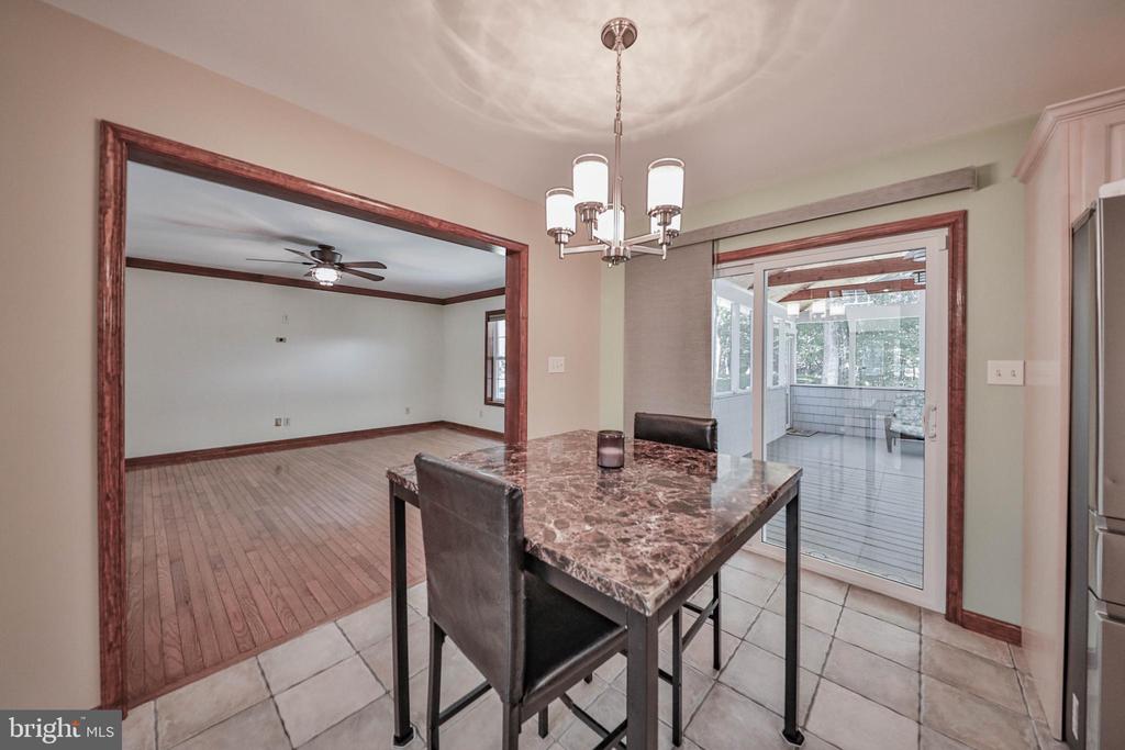 114 HOLLOW DRIVE