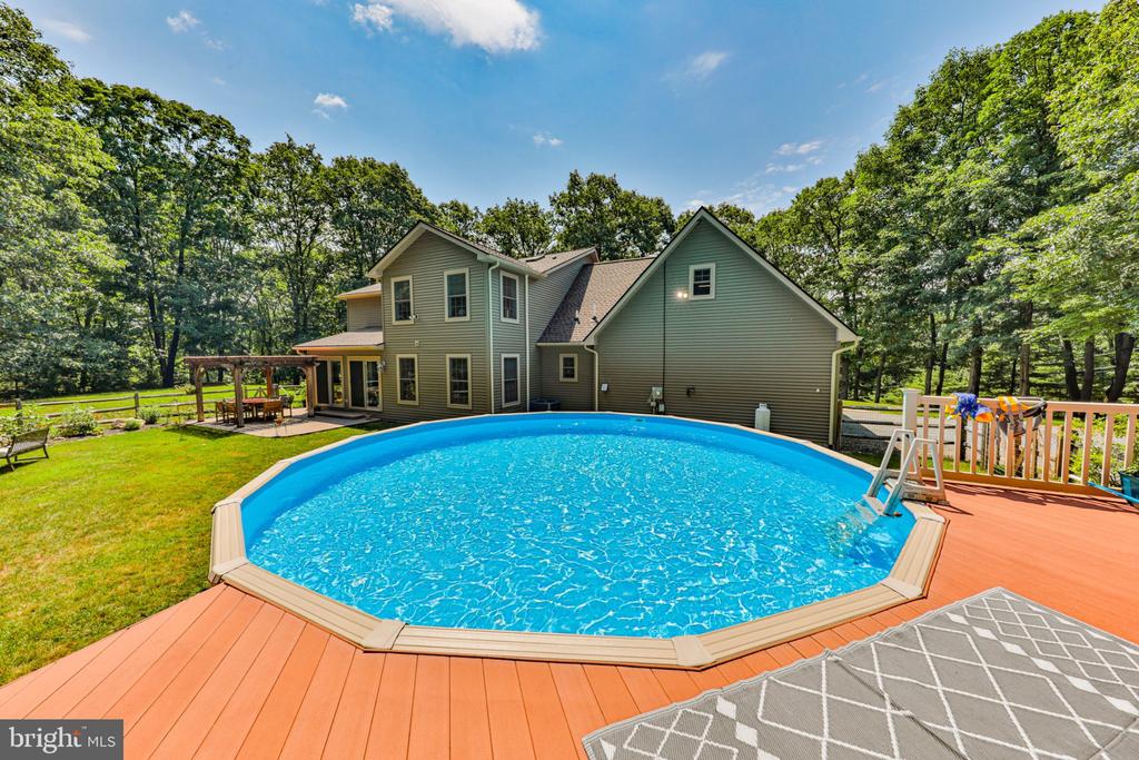 169 DOGWOOD LANE