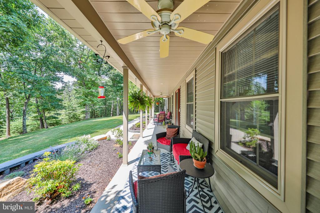 169 DOGWOOD LANE