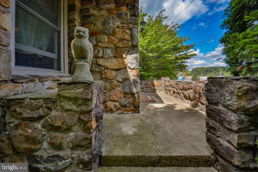 2860 NAZARETH ROAD