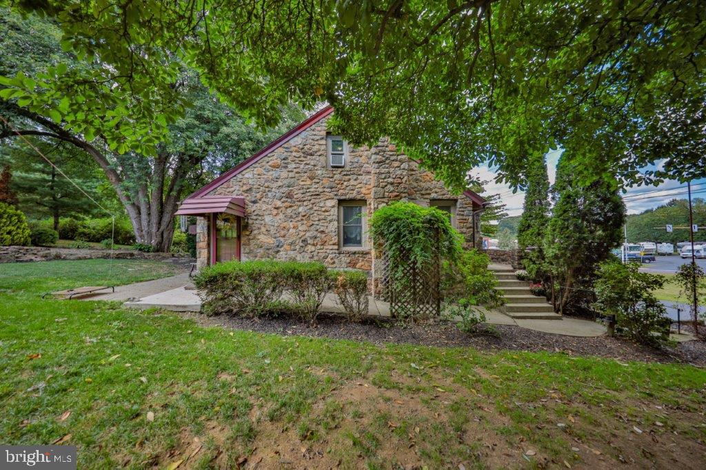2860 NAZARETH ROAD