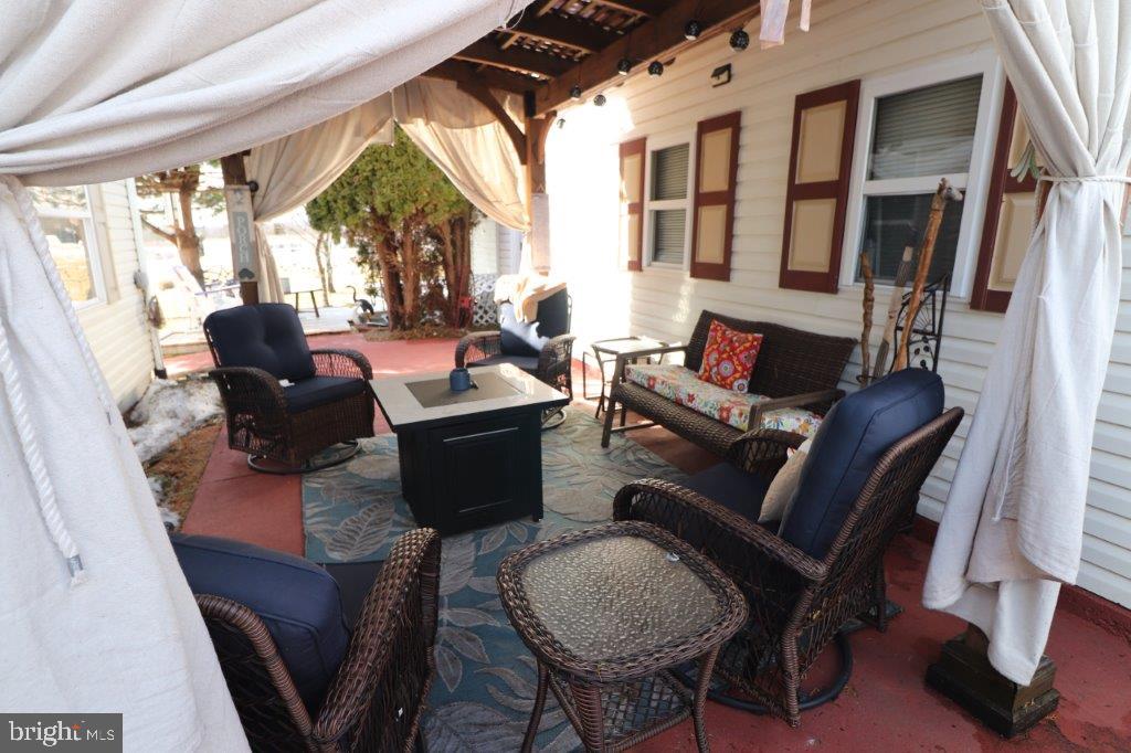 1233 VALLEY FORGE DRIVE