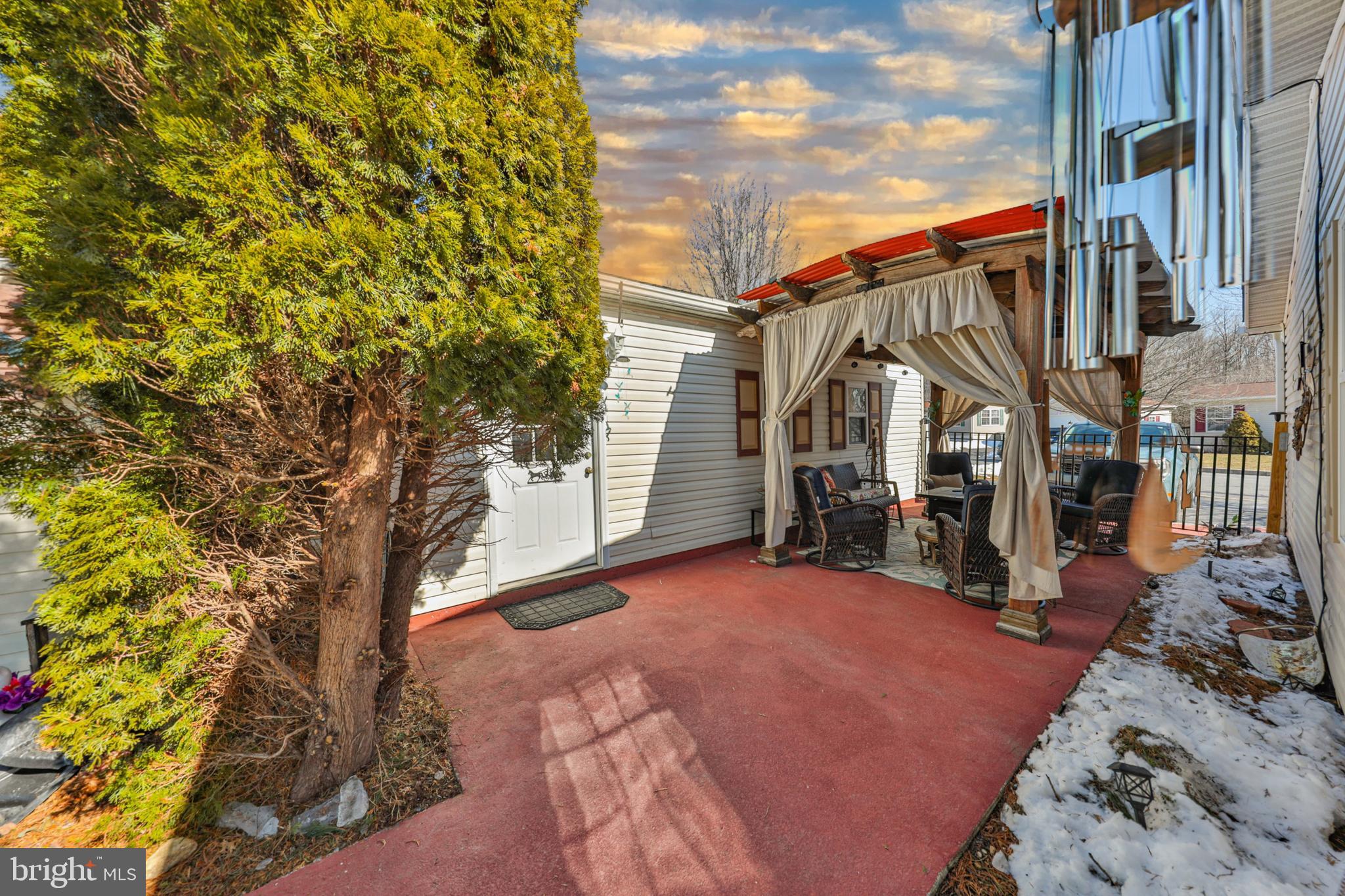 1233 VALLEY FORGE DRIVE