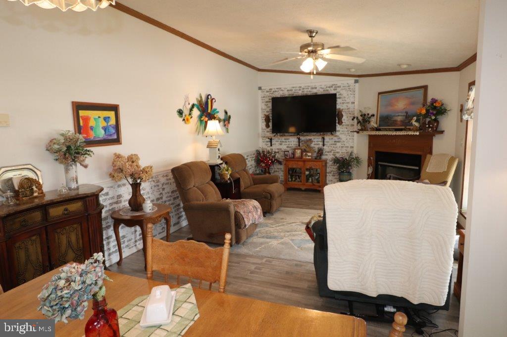 1233 VALLEY FORGE DRIVE