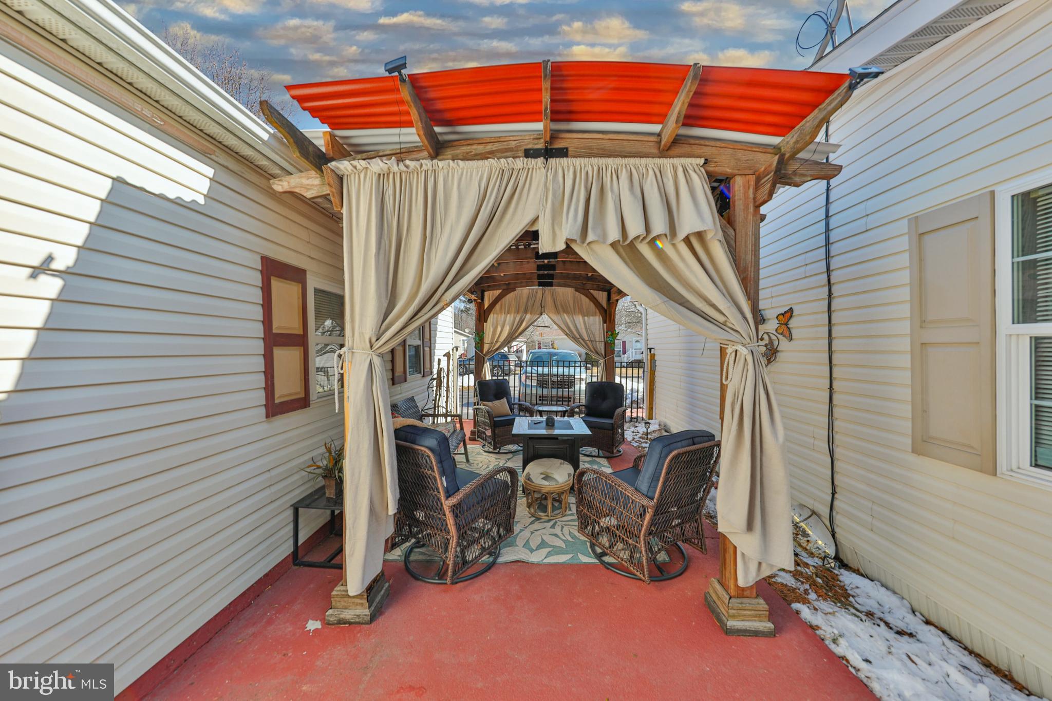 1233 VALLEY FORGE DRIVE