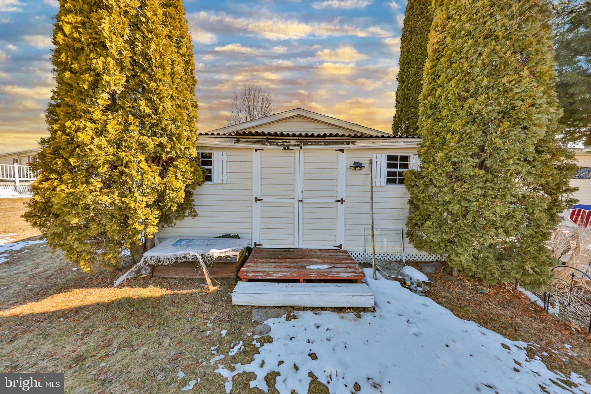 1233 VALLEY FORGE DRIVE