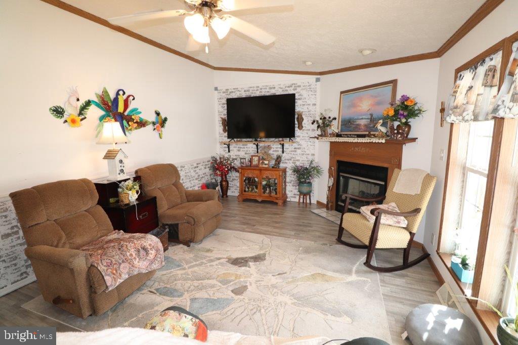 1233 VALLEY FORGE DRIVE