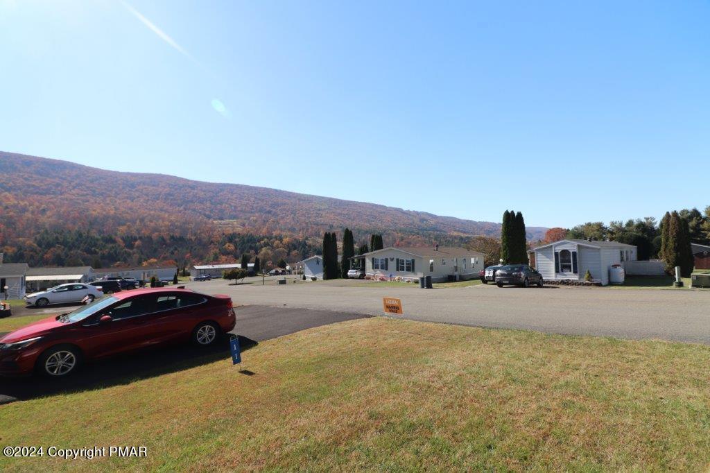 10 Blue Mountain View