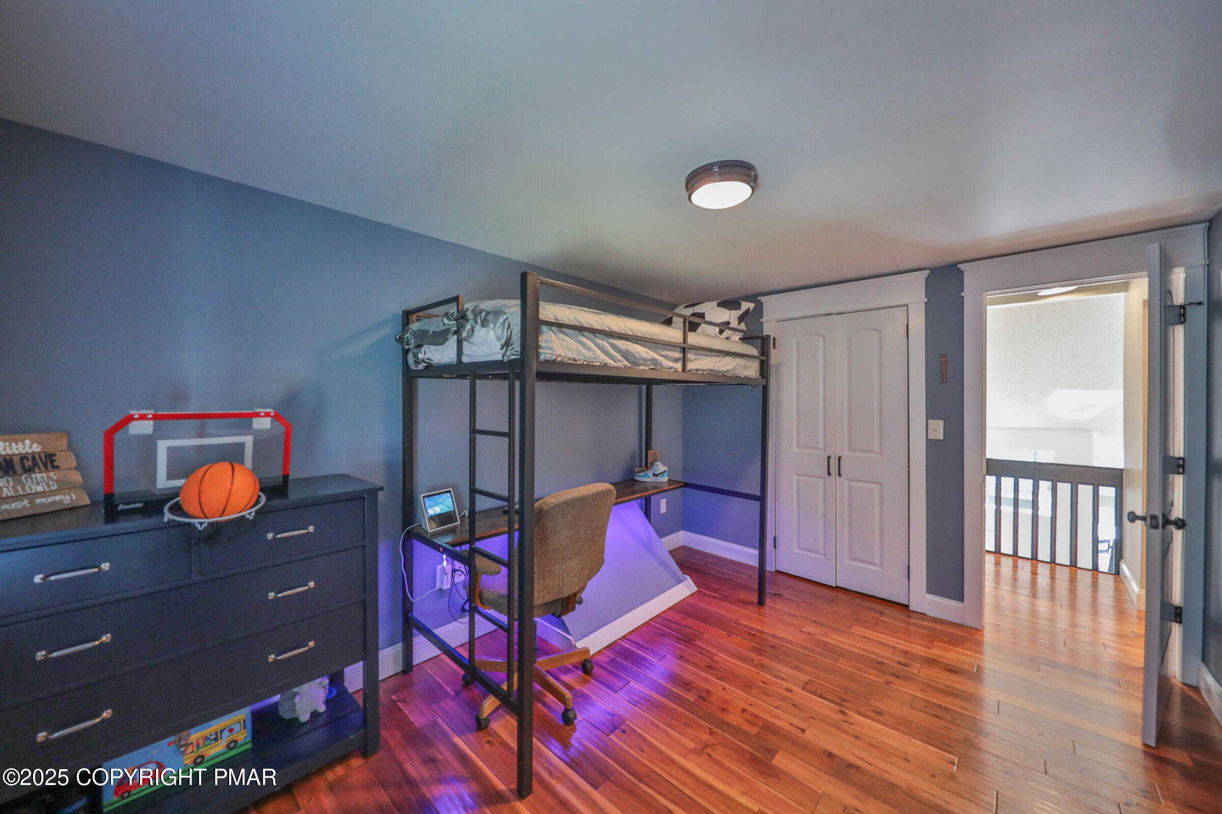 2718 Windy Hill Road