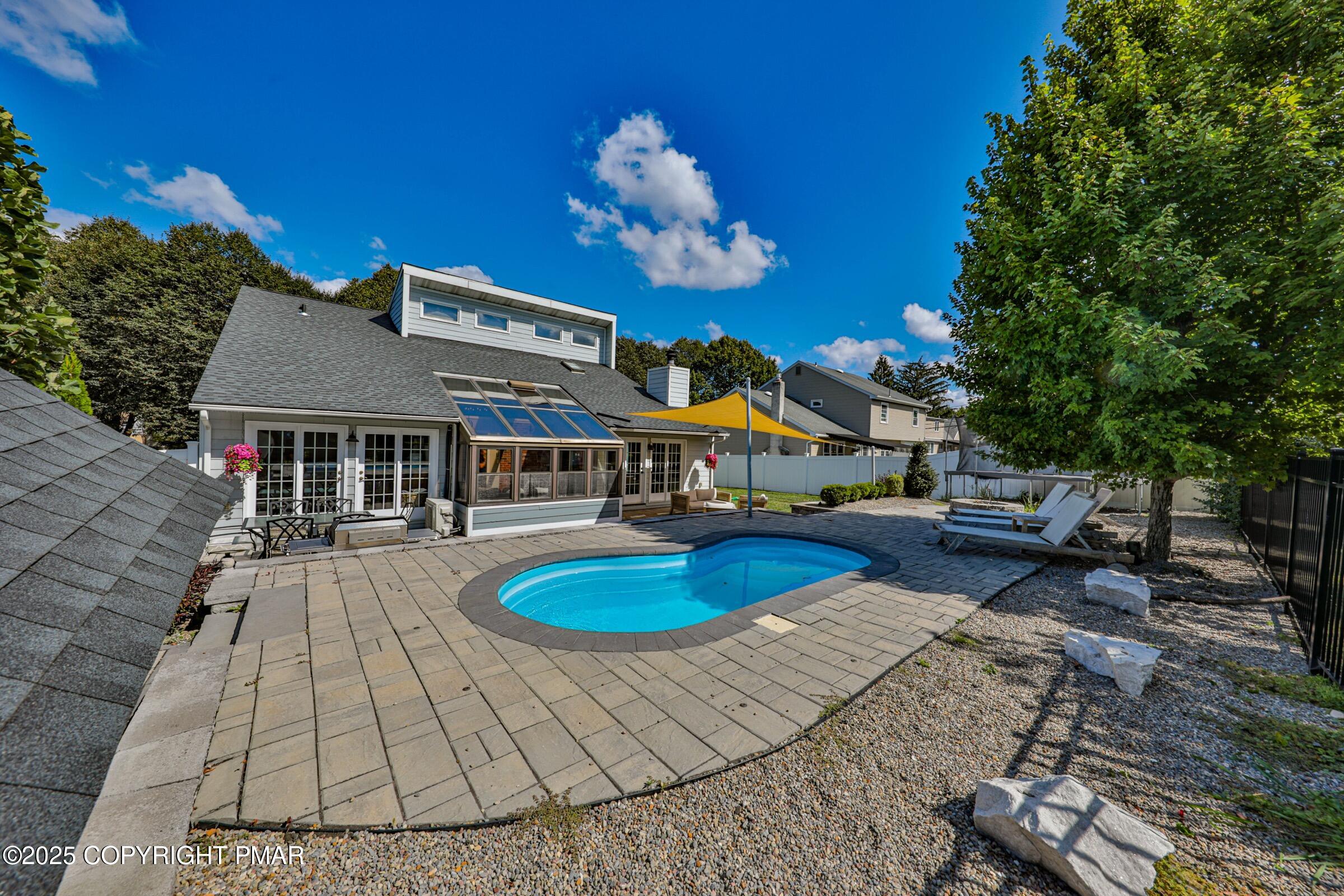 2718 Windy Hill Road