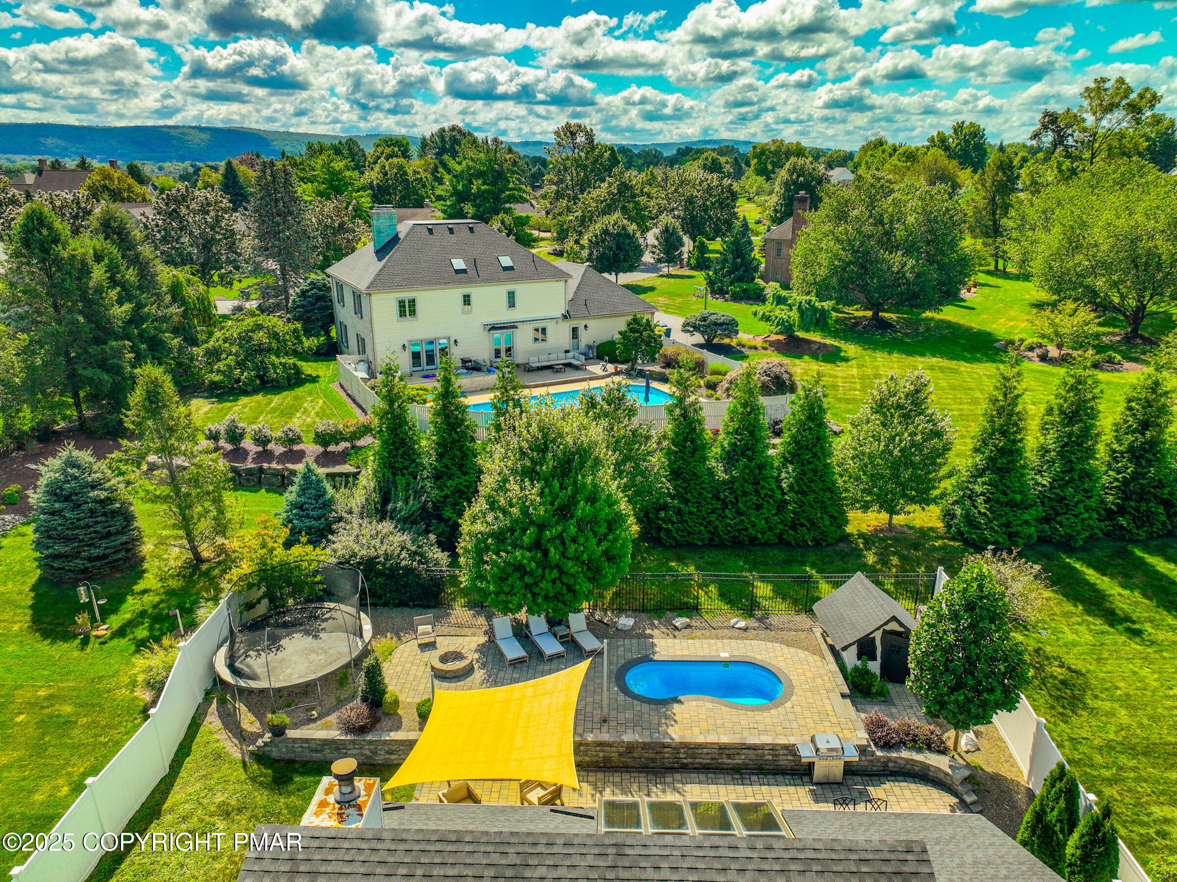 2718 Windy Hill Road