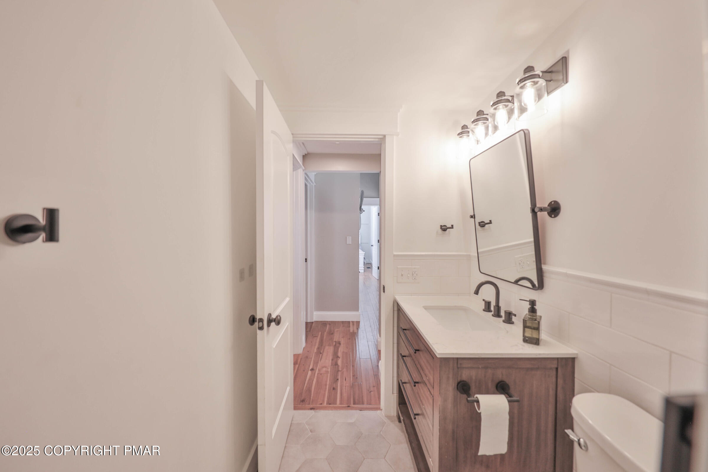 2718 Windy Hill Road