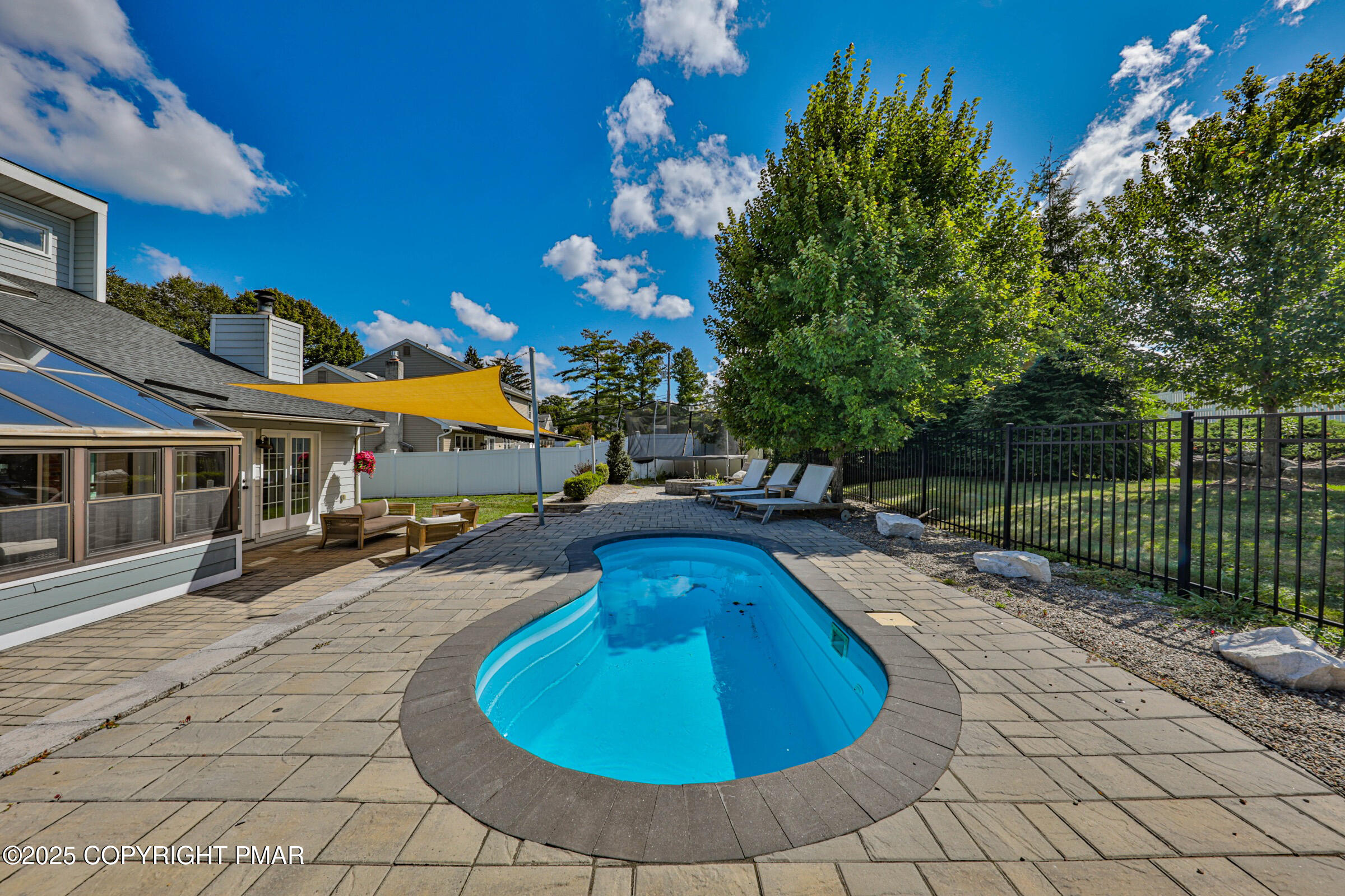 2718 Windy Hill Road