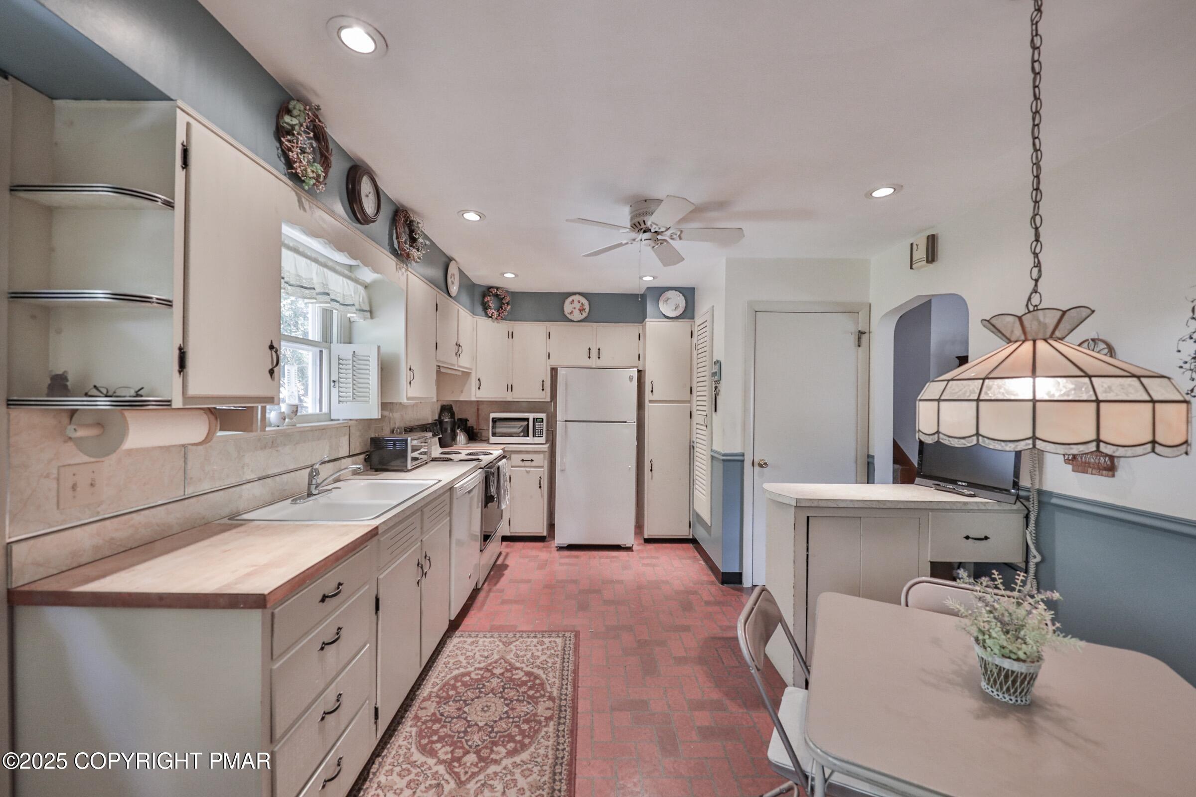 815 Columbia Avenue, Palmerton