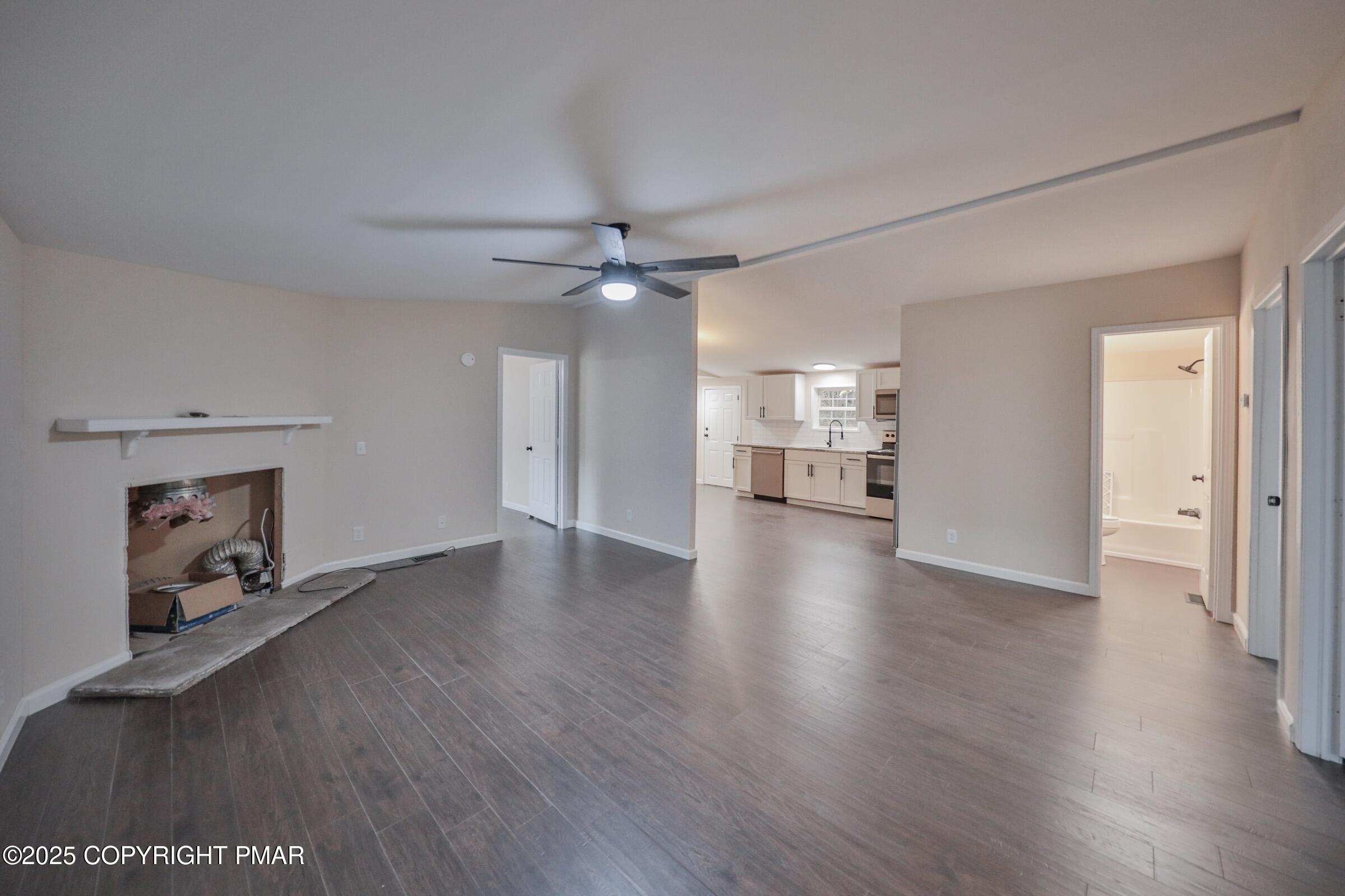 1243 Blue Mountain Circle, Saylorsburg