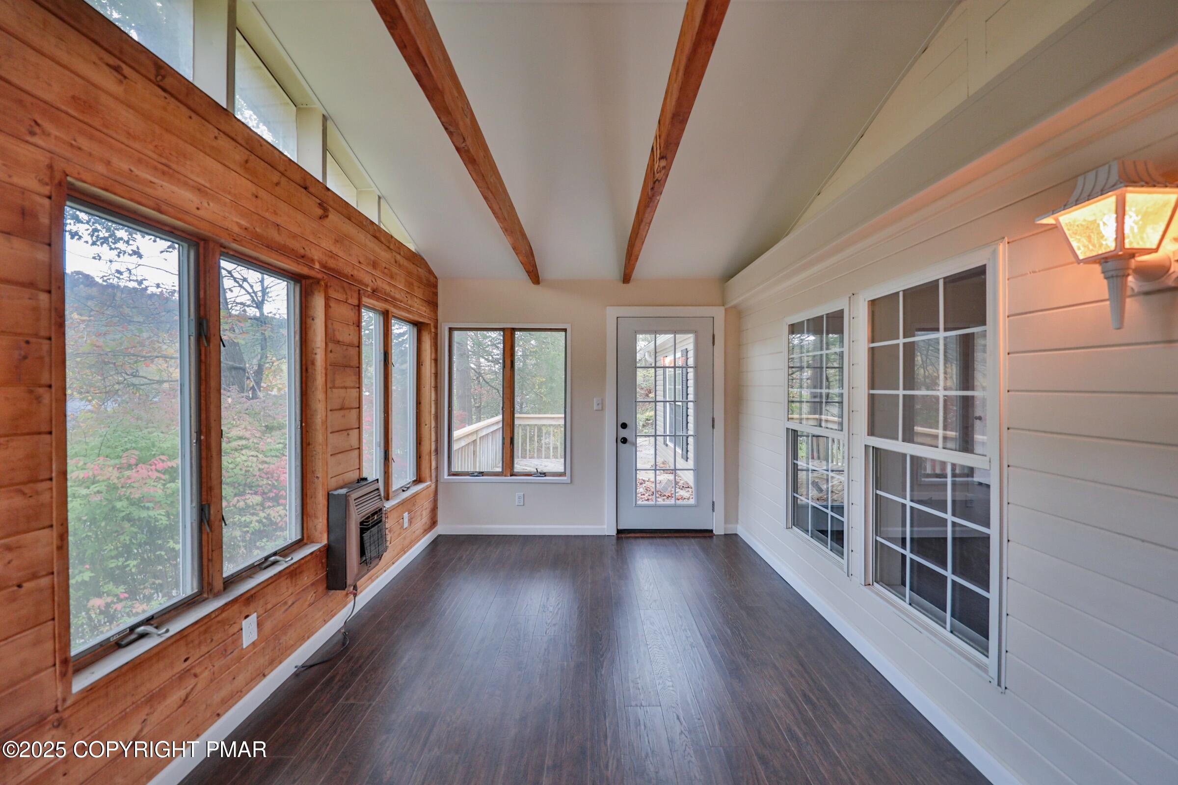 1243 Blue Mountain Circle, Saylorsburg