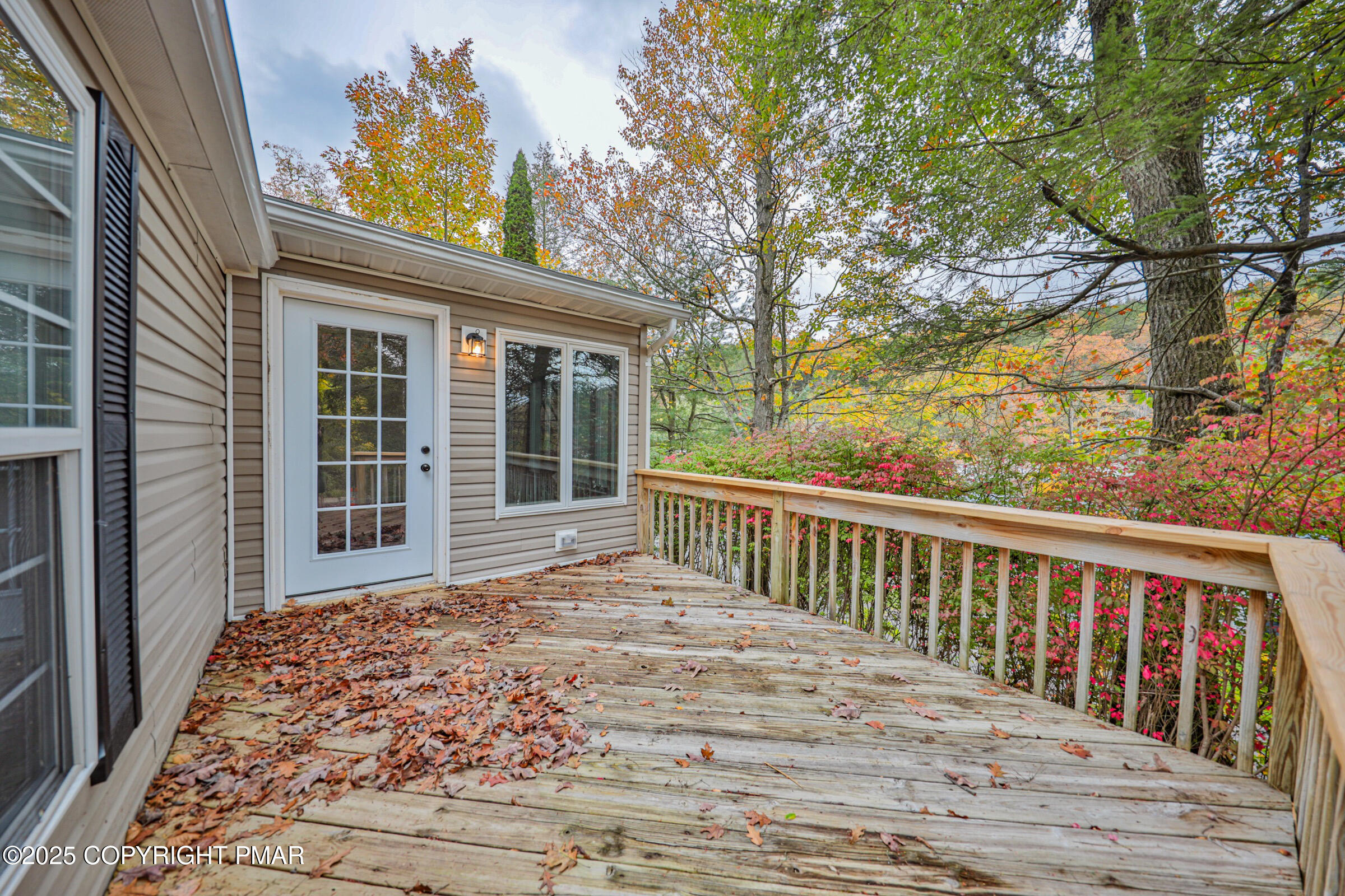 1243 Blue Mountain Circle, Saylorsburg