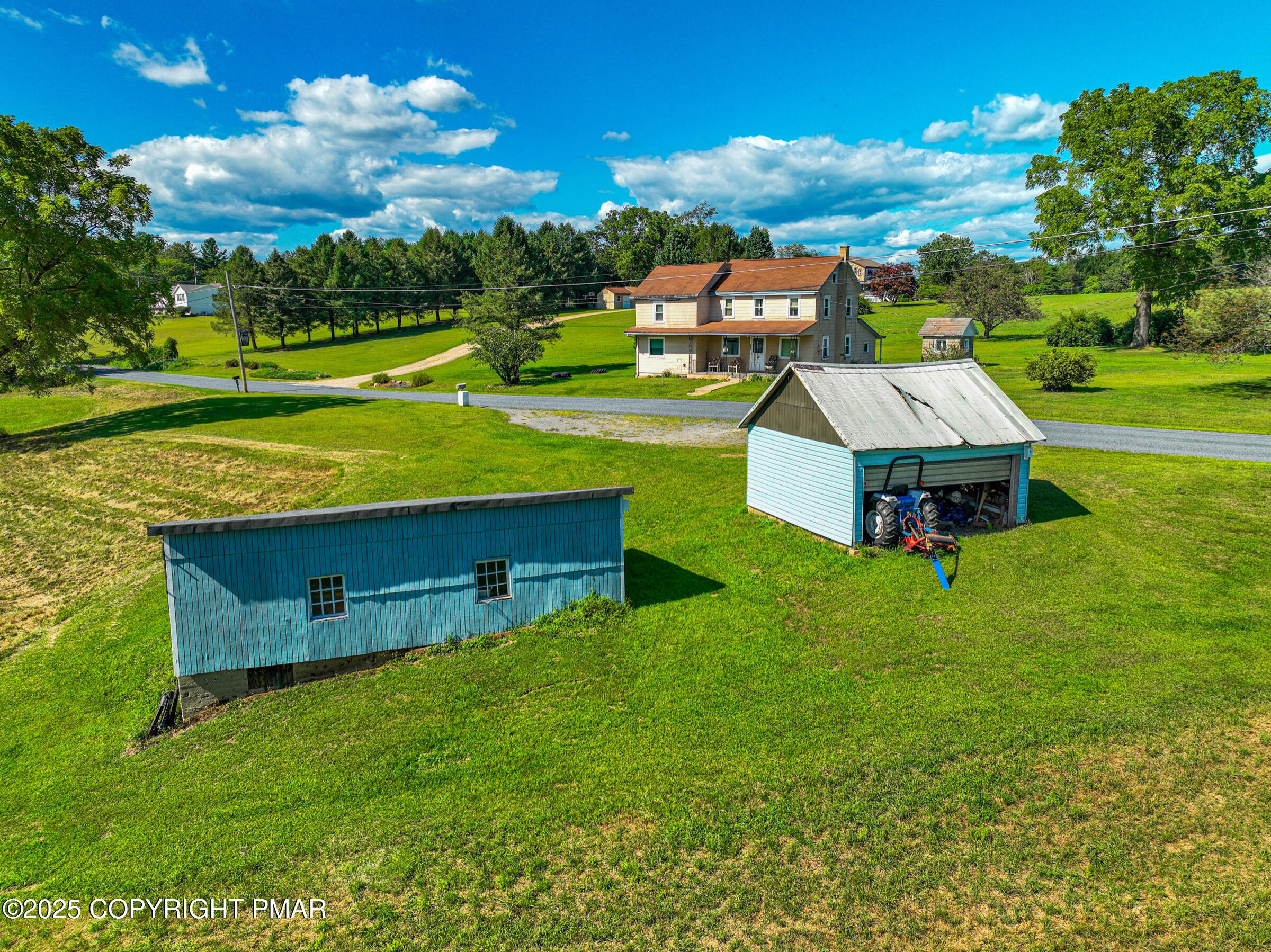 Summer Mountain Road, Palmerton