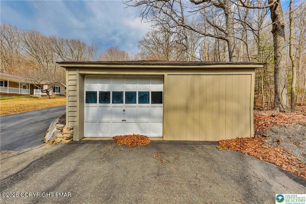 370 W White Bear Drive