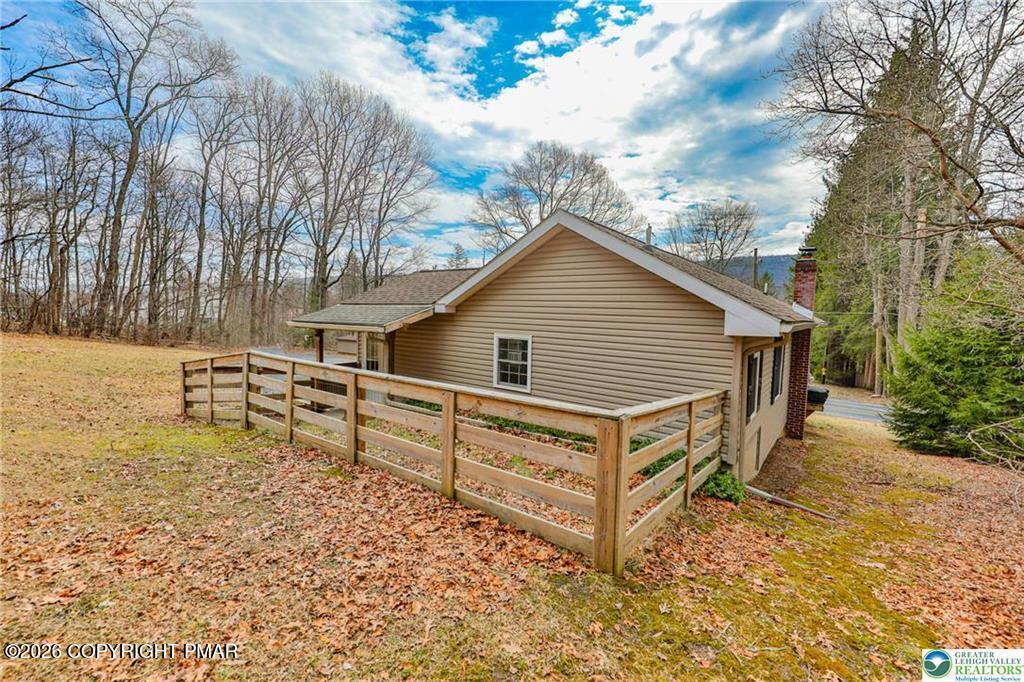 370 W White Bear Drive