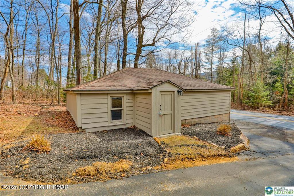 370 W White Bear Drive