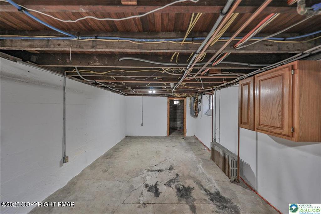 370 W White Bear Drive