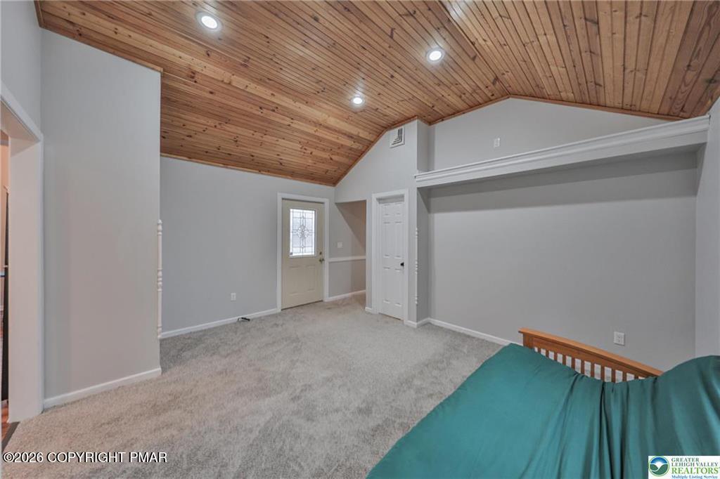 370 W White Bear Drive