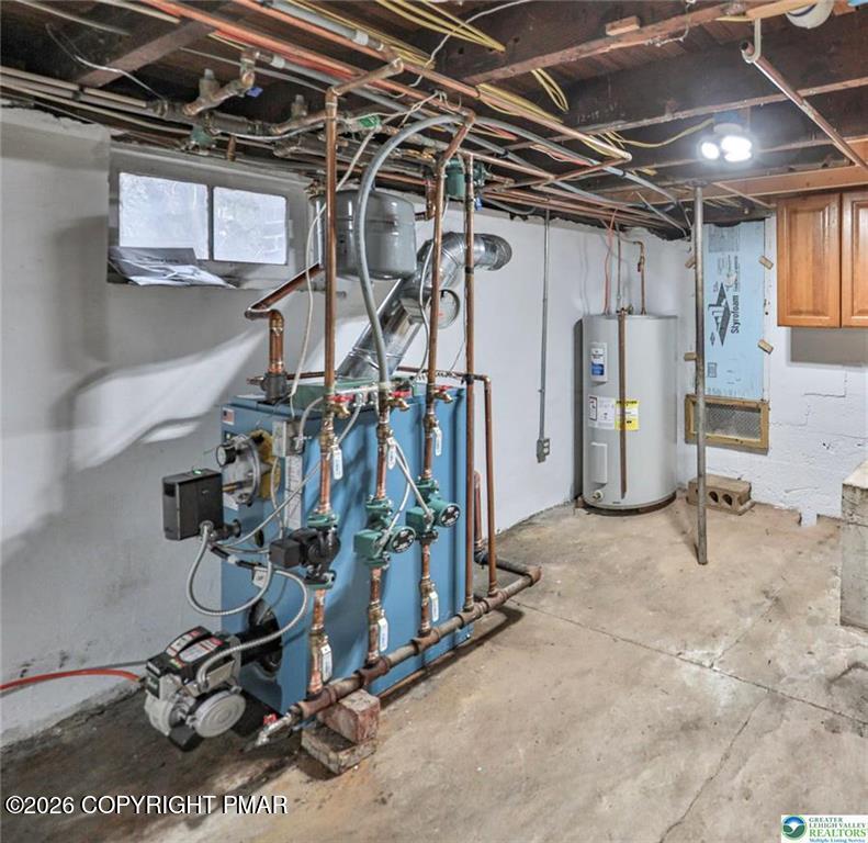 370 W White Bear Drive