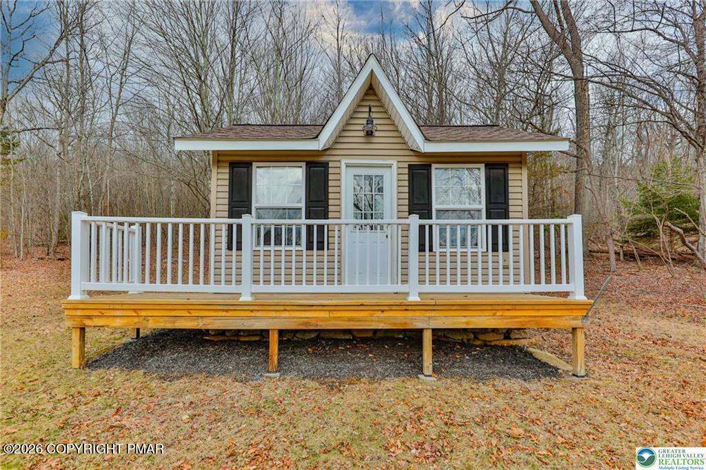 370 W White Bear Drive