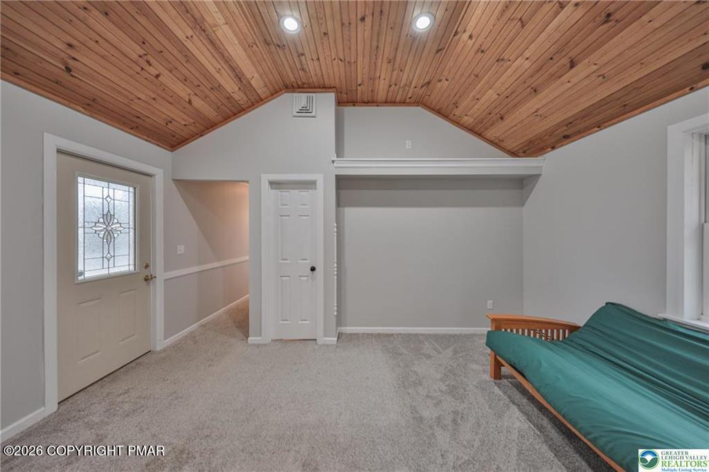 370 W White Bear Drive