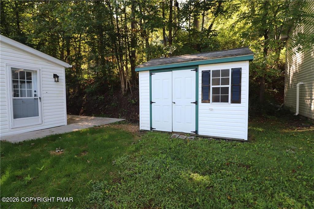 1215 Blue Mountain Circle