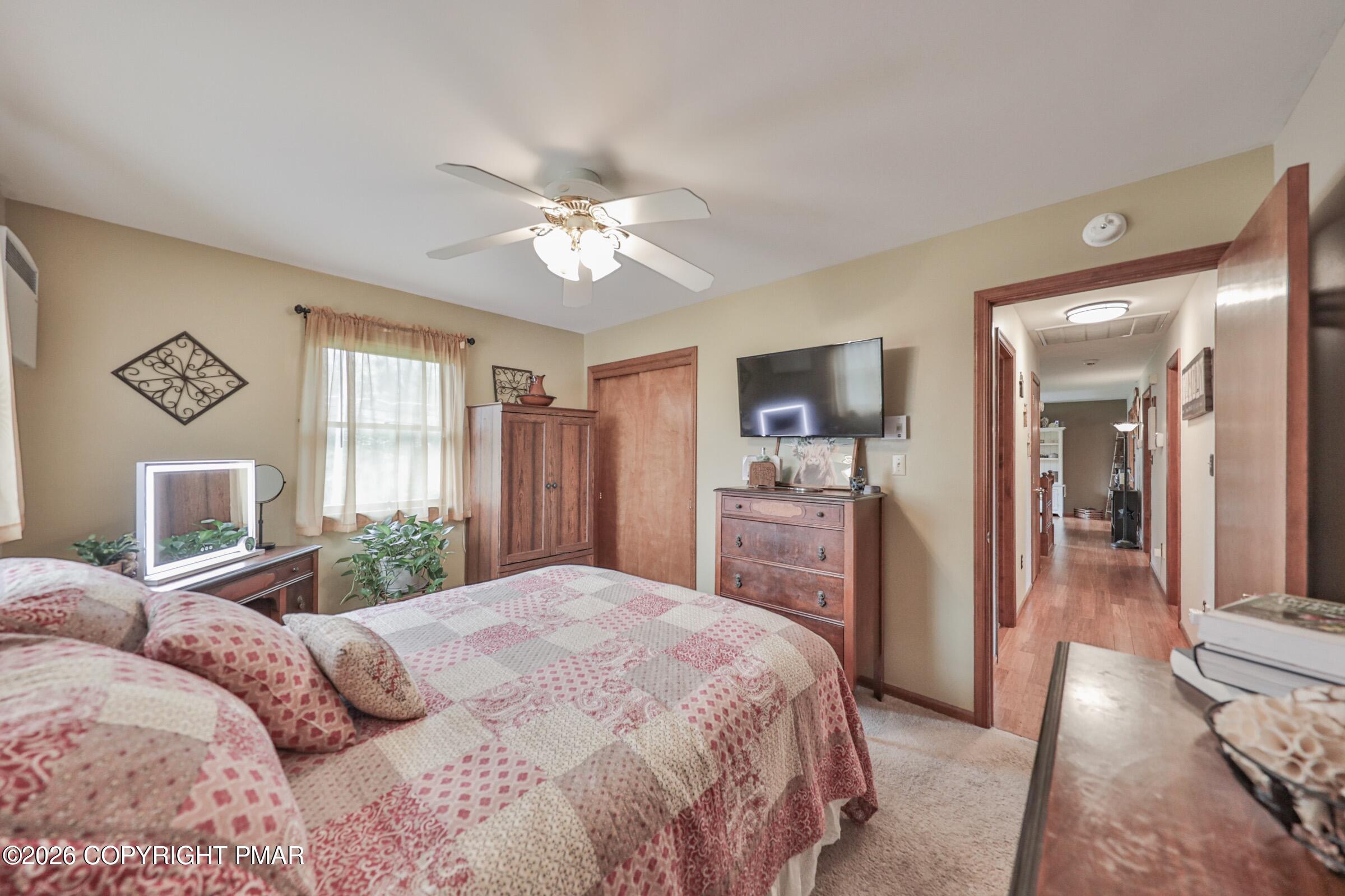 1040 Stagecoach Road W