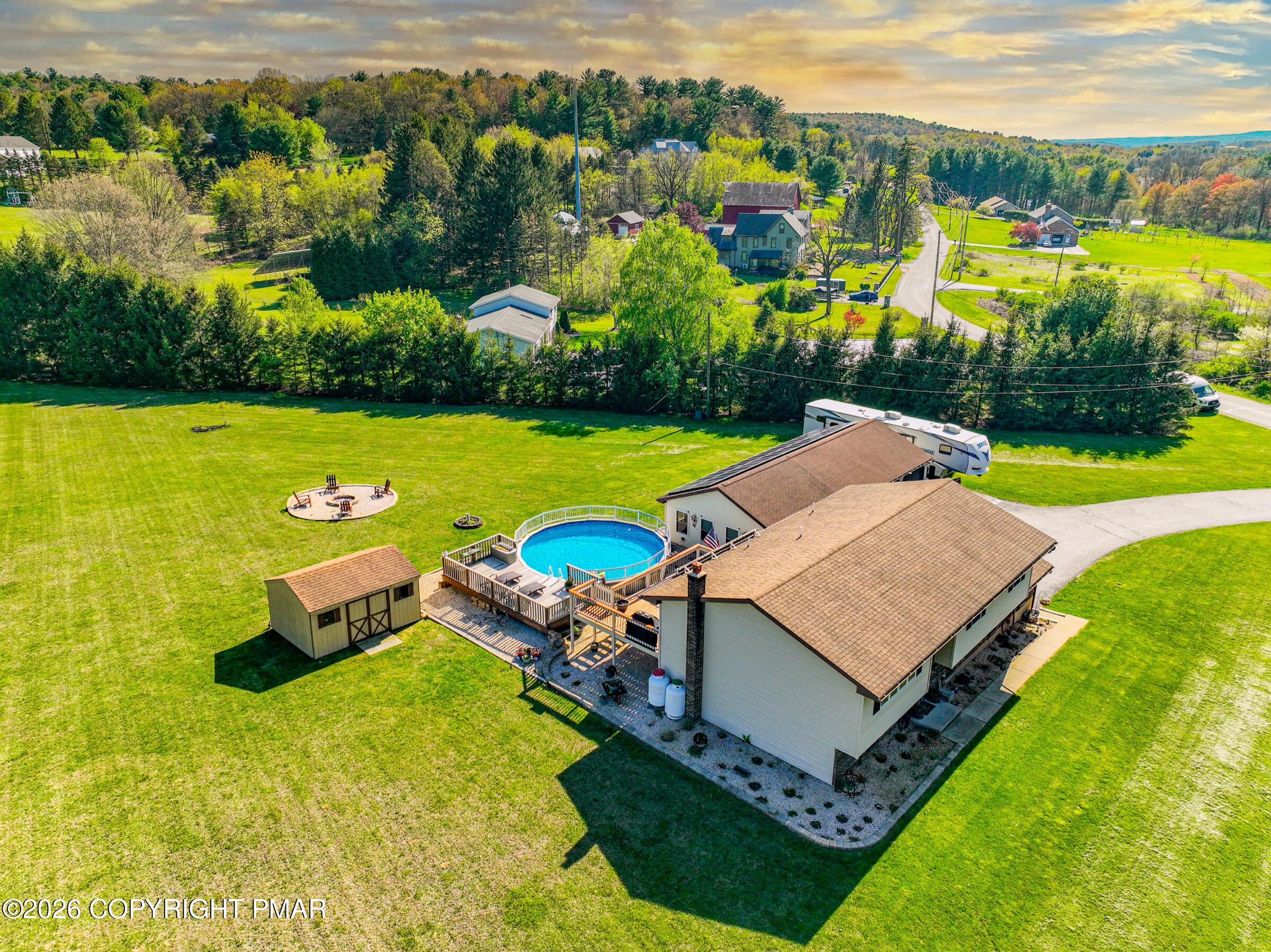1040 Stagecoach Road W