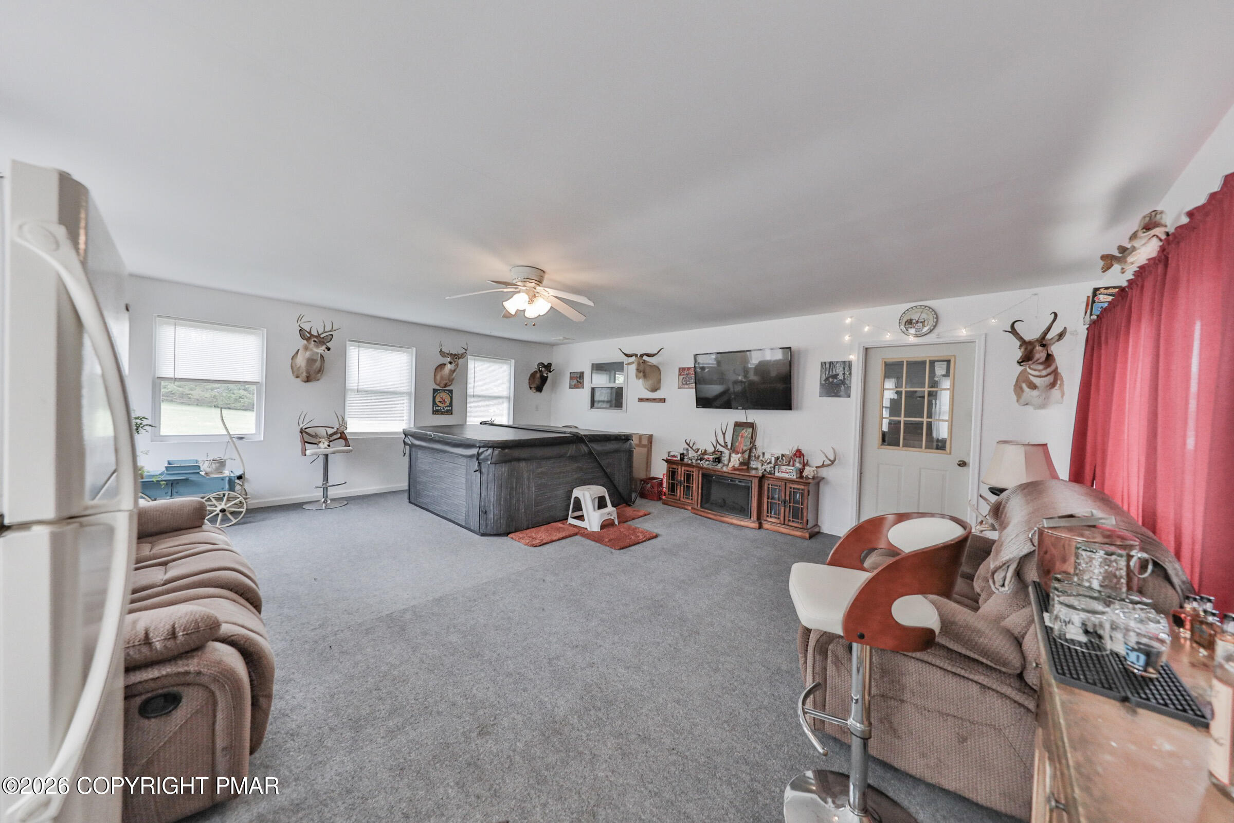 1040 Stagecoach Road W