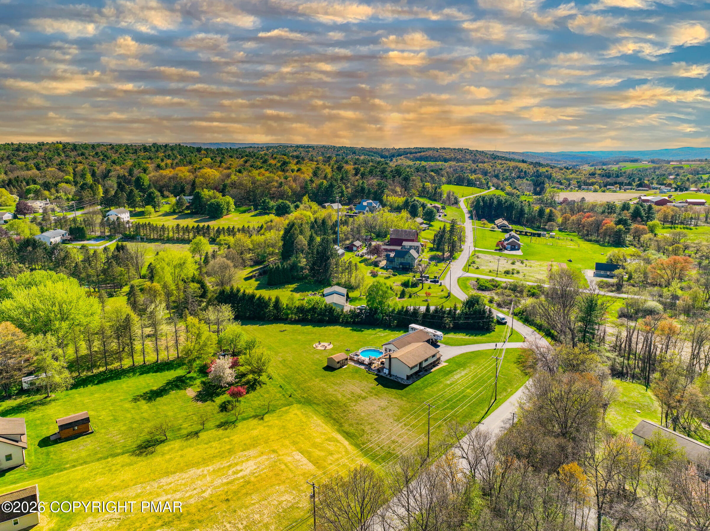 1040 Stagecoach Road W