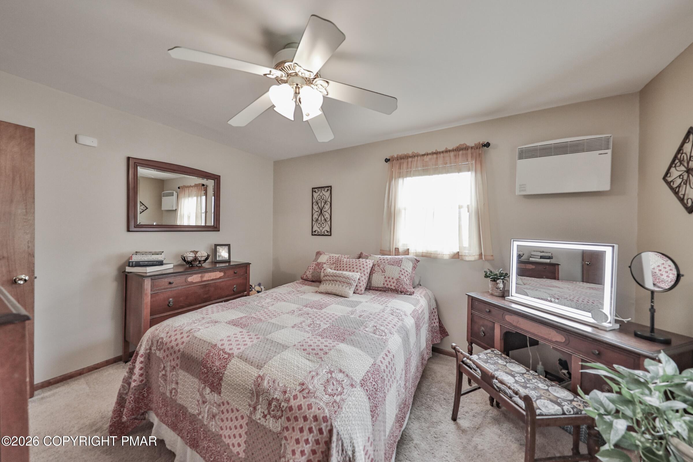 1040 Stagecoach Road W