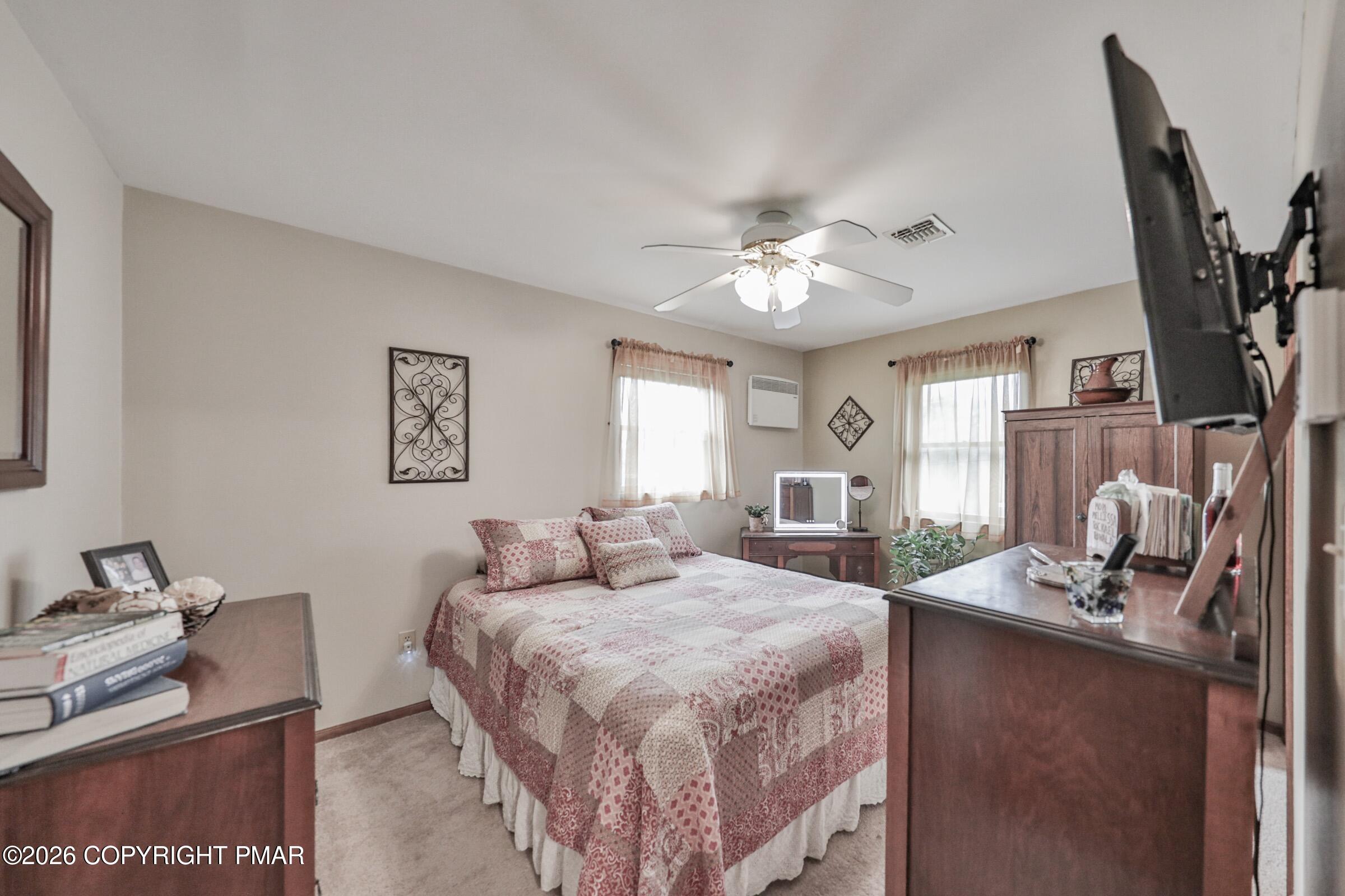 1040 Stagecoach Road W