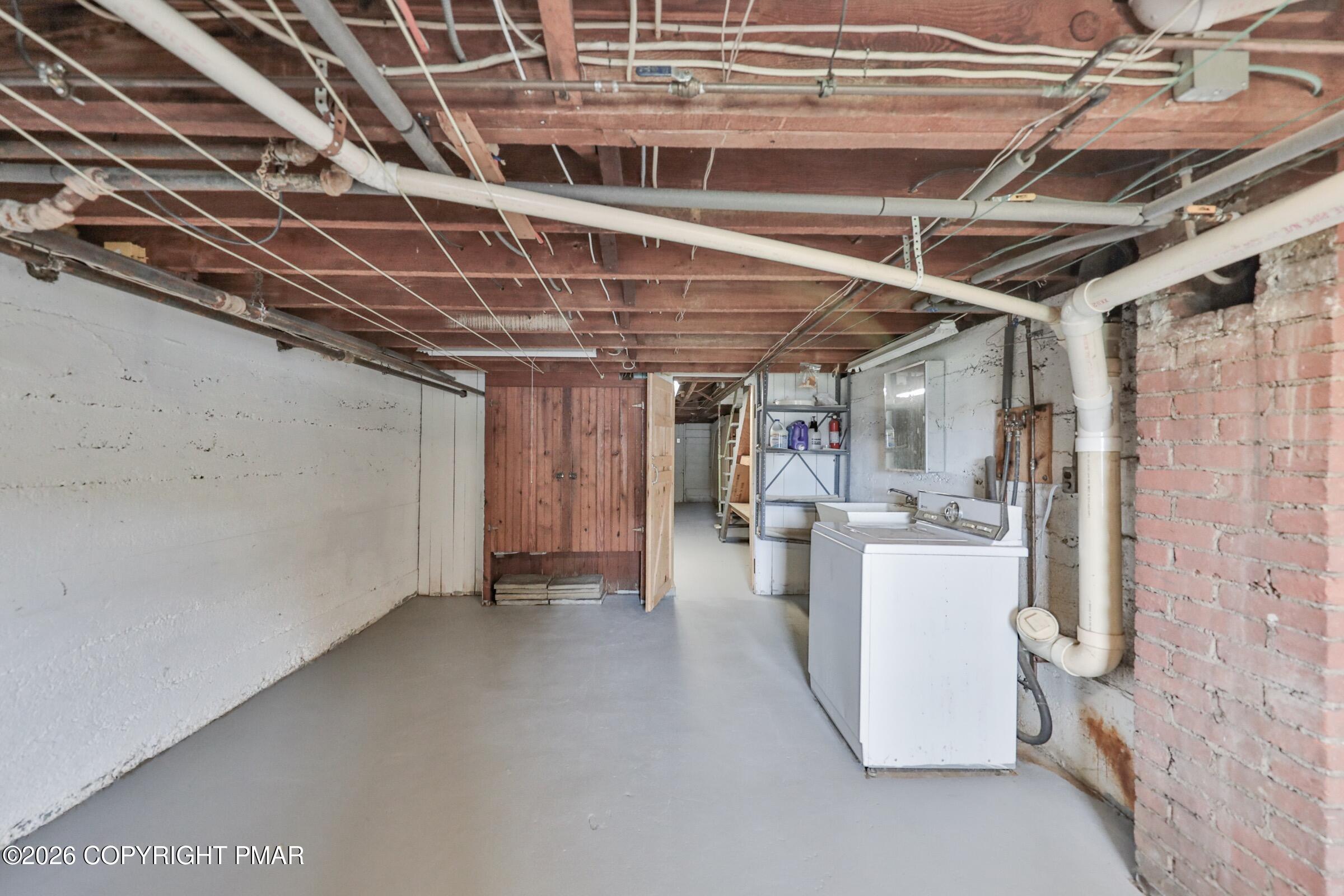 232 Columbia Avenue