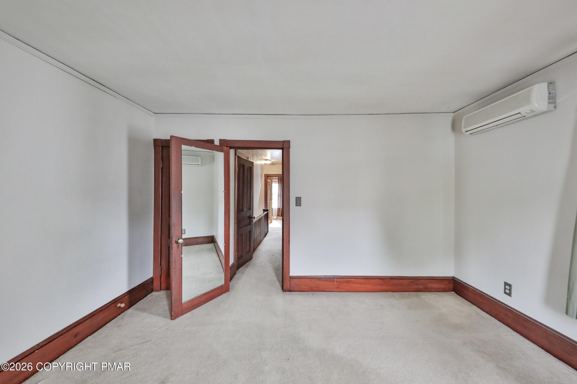 232 Columbia Avenue