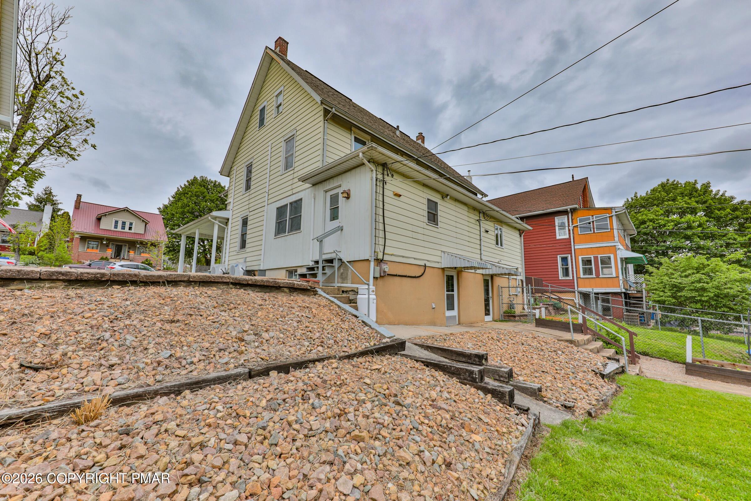 232 Columbia Avenue