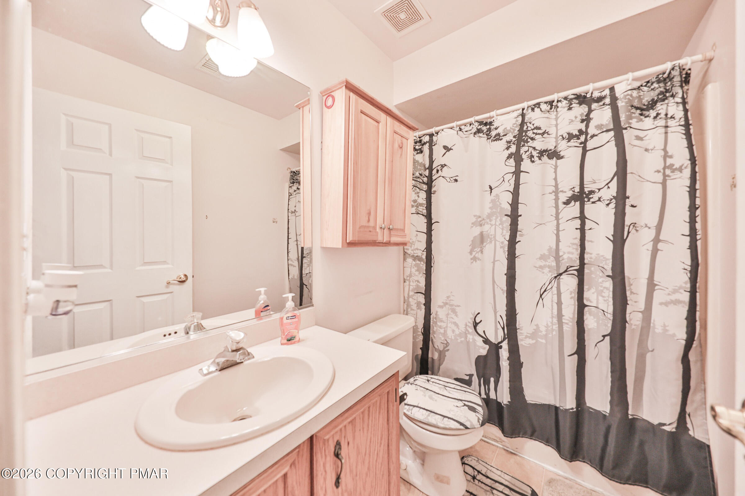4132 Crest View Drive
