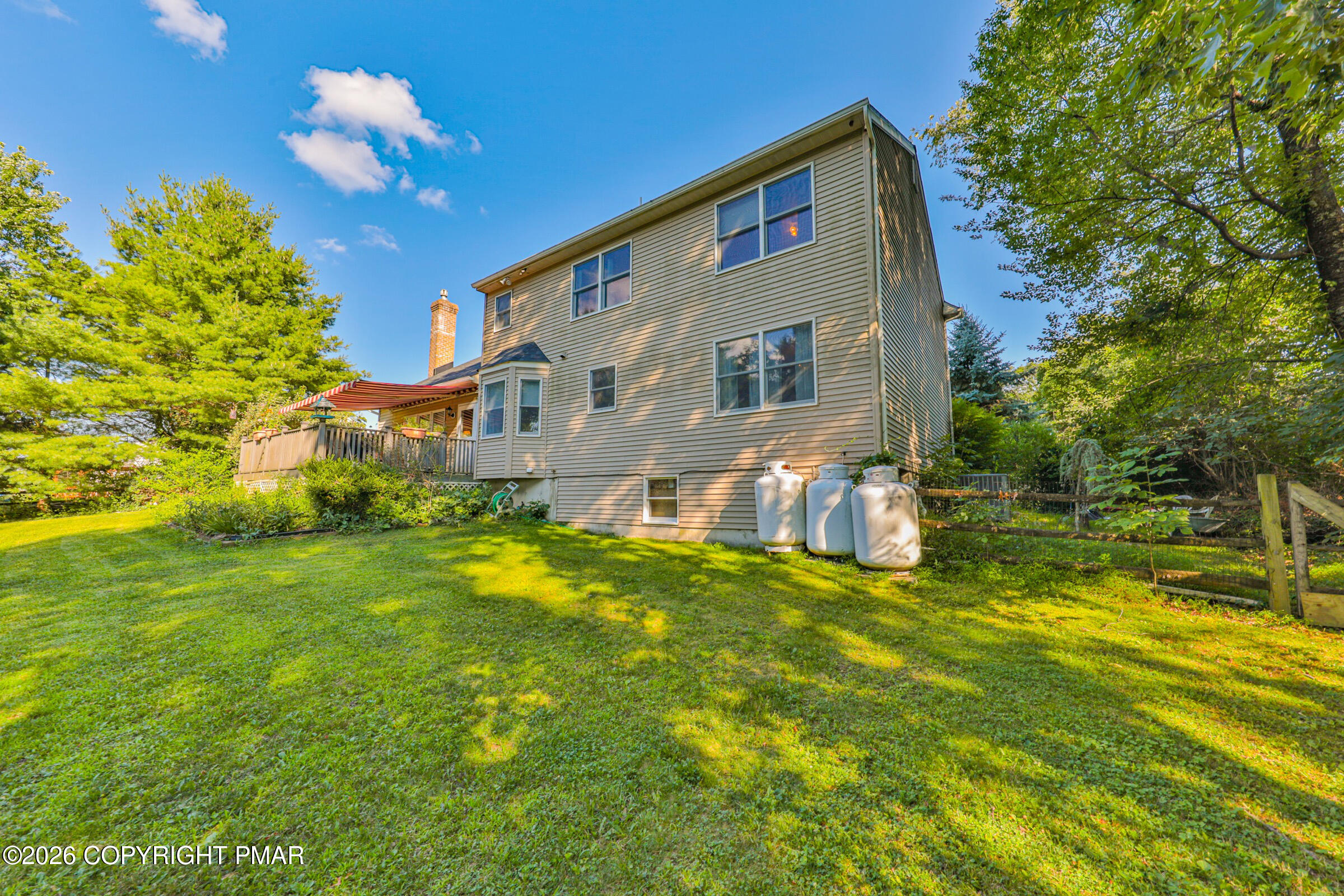 4132 Crest View Drive