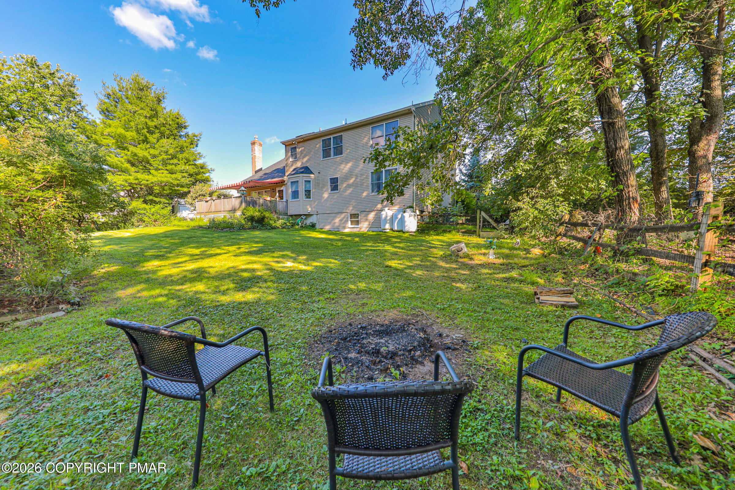 4132 Crest View Drive