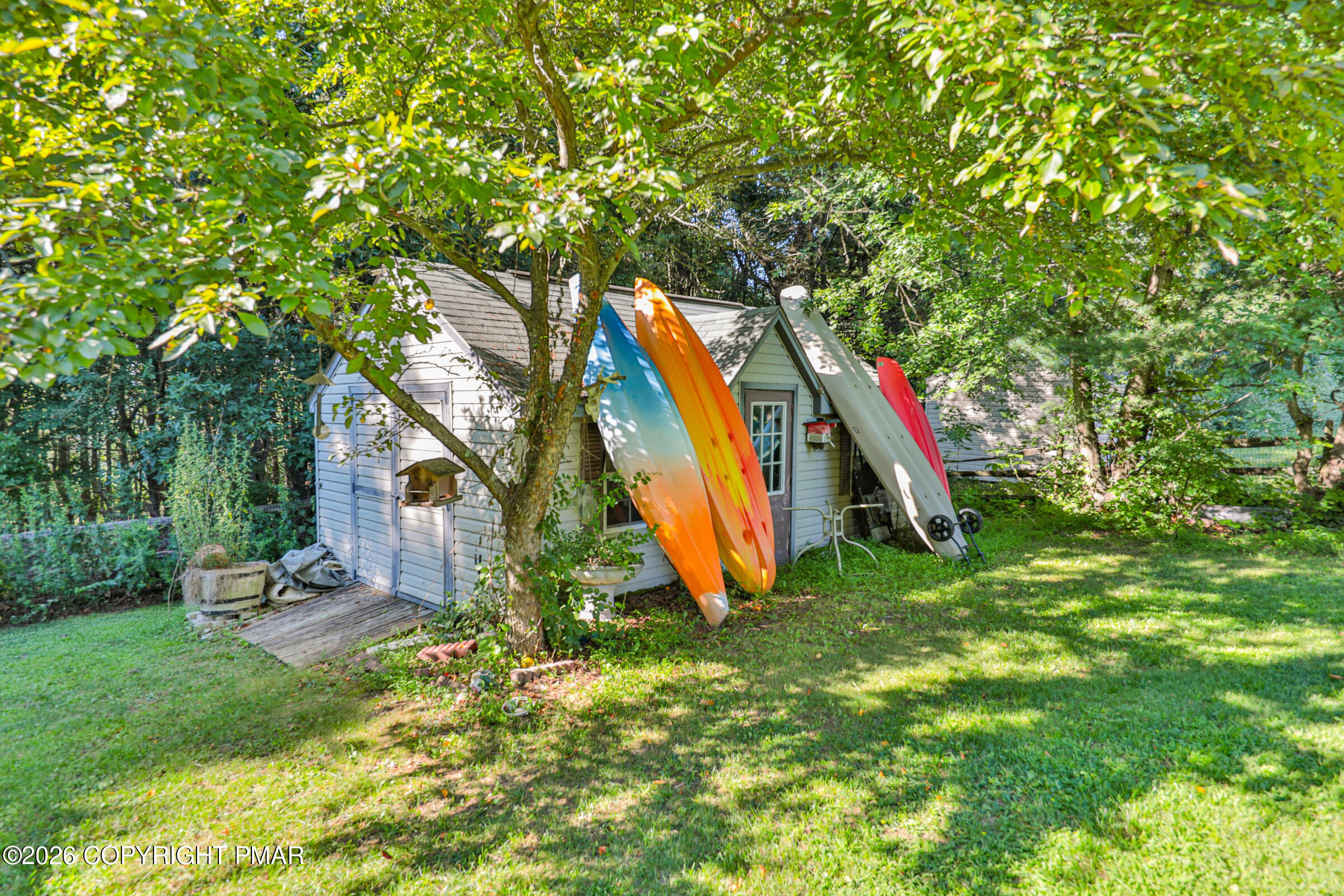 4132 Crest View Drive