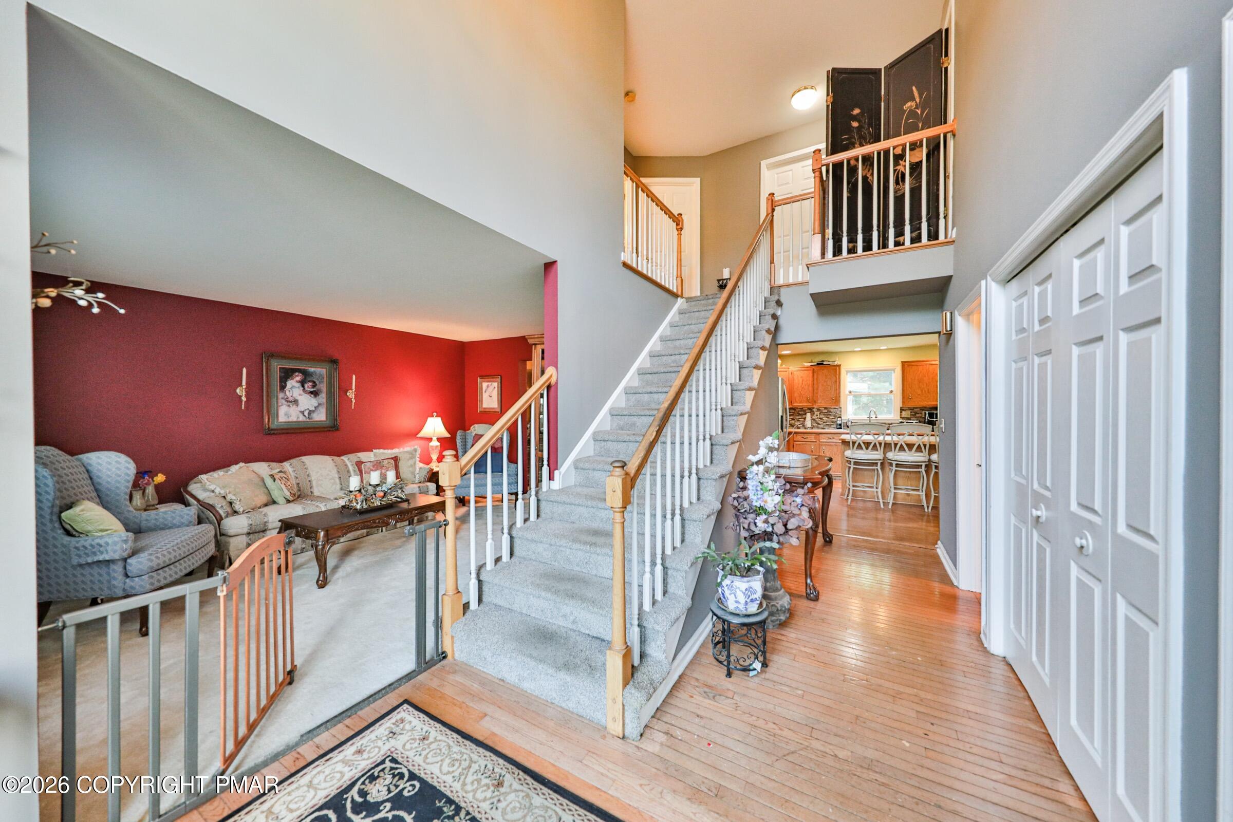 4132 Crest View Drive