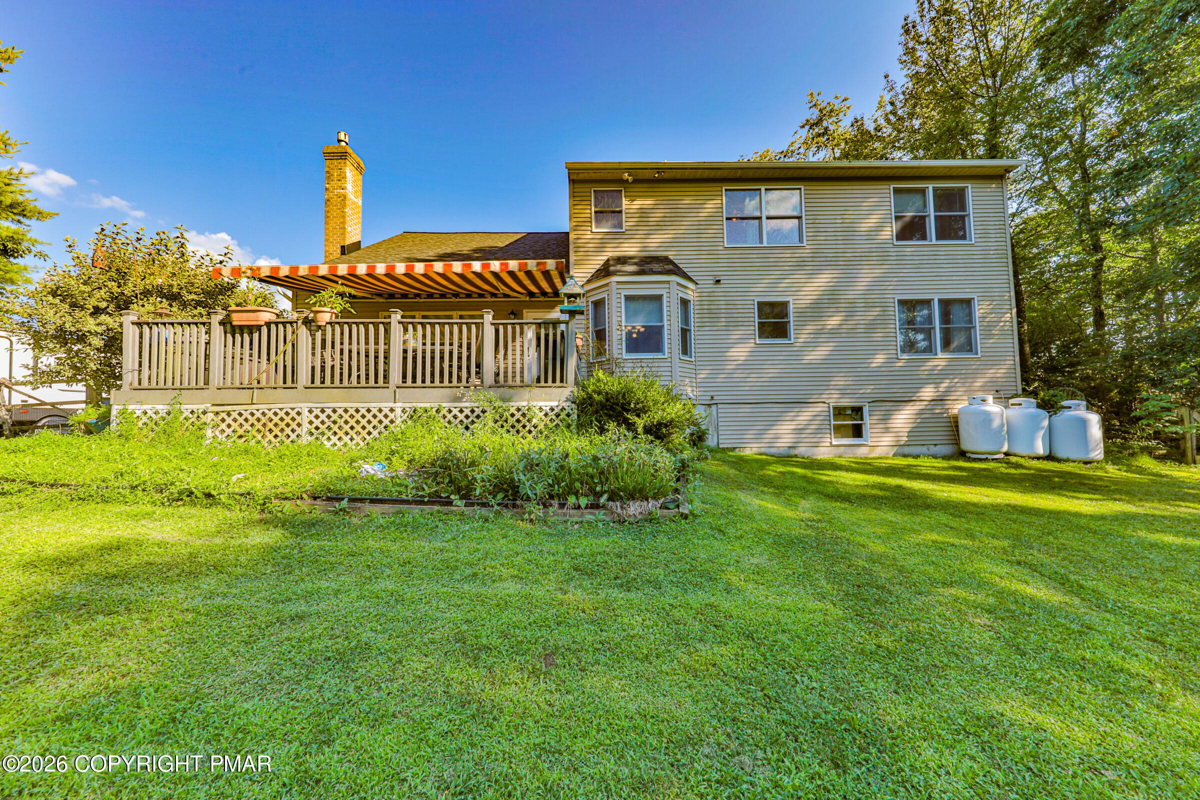 4132 Crest View Drive