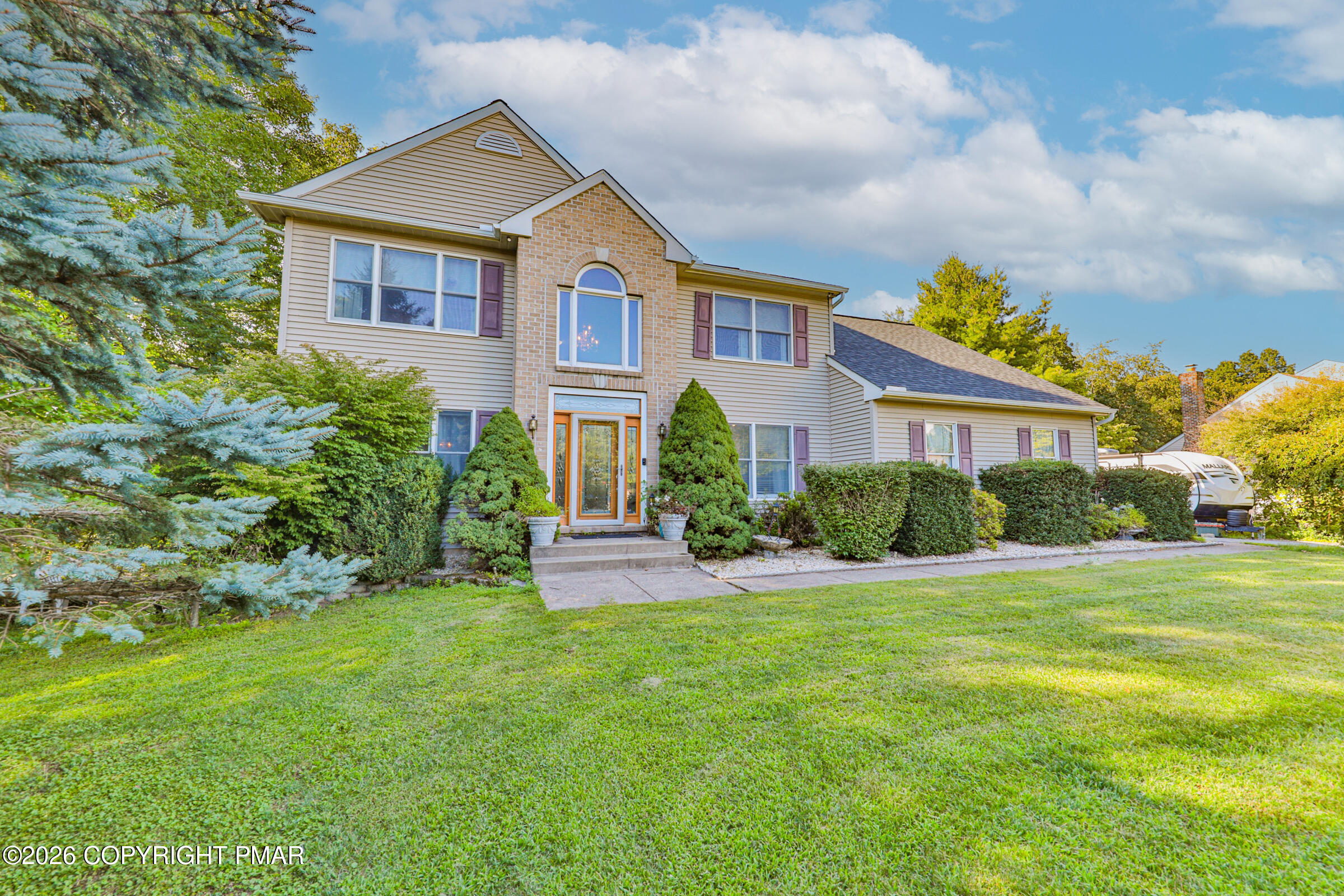 4132 Crest View Drive