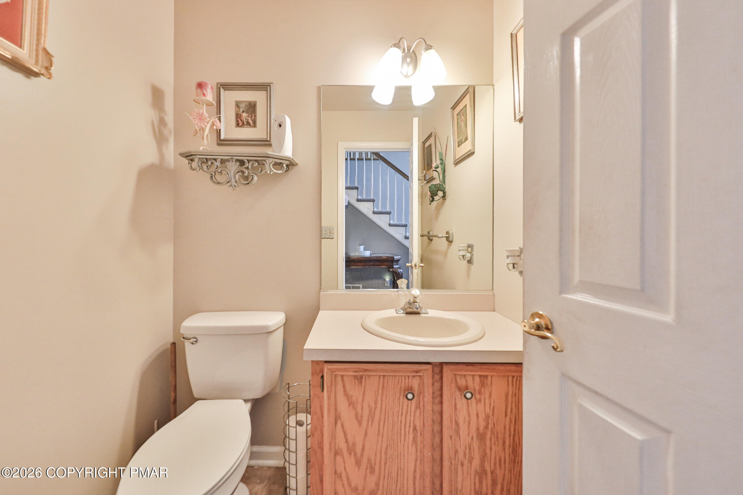 4132 Crest View Drive