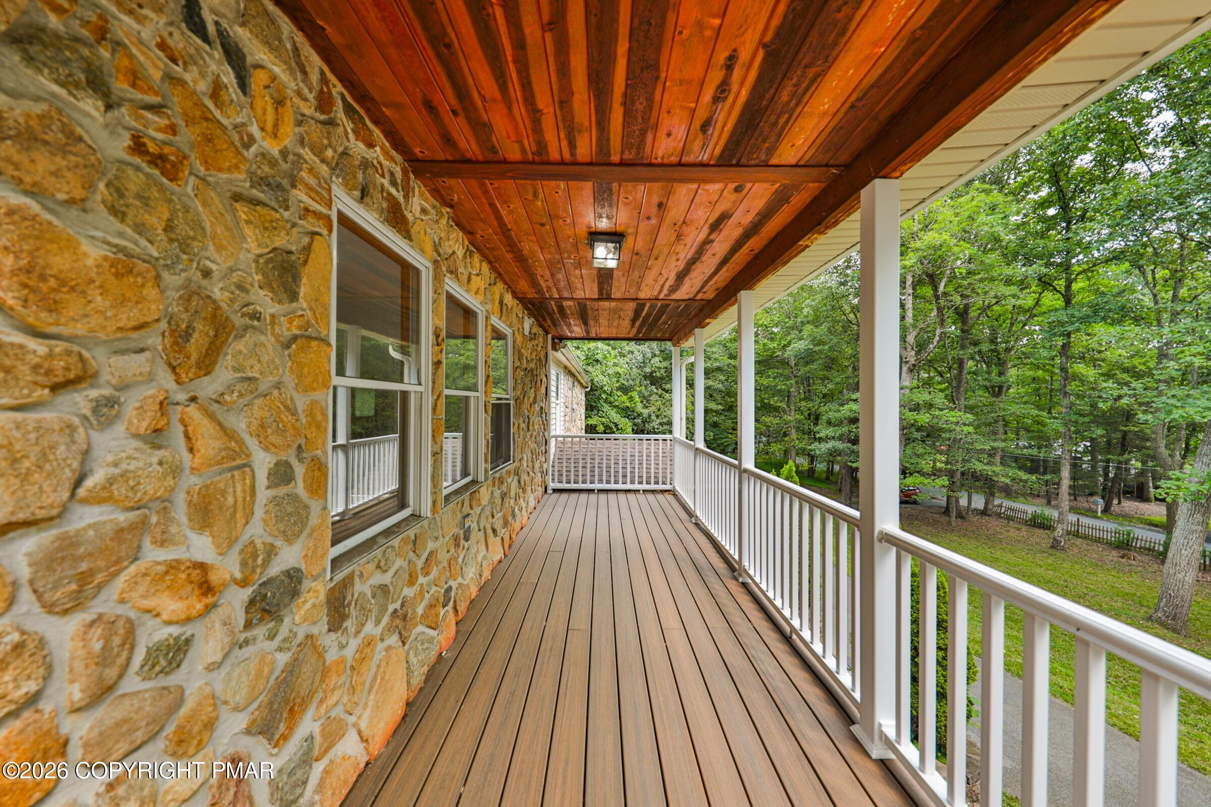 2153 Meadowlake Road